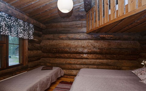 Kaukonkelo: Legna, Camera Da Letto, Lenzuolo, Letto, Bedding, Pavimento, Interior Design, Pavimentazione, Biancheria, Mobilia