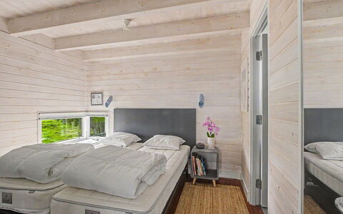 Diderik - 5M from the Sea: Mobilia, Legna, Camera Da Letto, Letto, Interior Design, Soffitto, Camera, Casa, Pavimento, Pavimentazione