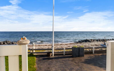 Diderik - 5M from the Sea