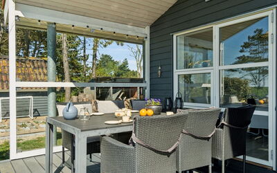Hening - 50M from the Sea