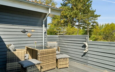 Hening - 50M from the Sea