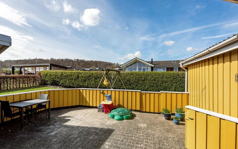 Halla - 250M from the Sea: Tetto, Casa, Raccordo, Giardino, Shade, Landscaping, Cortile, Estate, Prato, Backyard