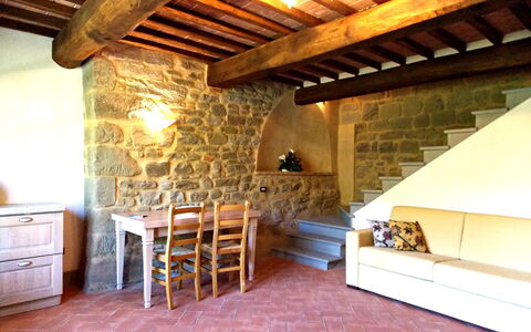 Residence Marino: Proprietà, Camera, Costruzione, Interior Design, Soffitto, Casa, Fascio, Mobilia, Pavimento, Attico