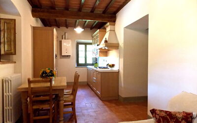 Marino 4: Camera, Costruzione, Proprietà, Soffitto, Pavimento, Mobilia, Interior Design, Casa, Fascio, Immobiliare