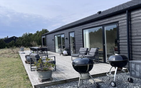 Jale - 900M from the Sea: Tetto, Villetta, Mobili Da Esterno, Tavolo Esterno, Shade, Sedia, Deck, Raccordo, Terrazza, Design