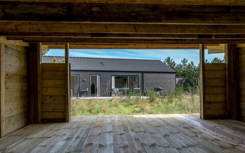 Jale - 900M from the Sea: Mobilia, Interior Design, Appartamento, Pavimentazione, Pavimento, Tavolo, Sedia, Camera, Casa, Cucina & Sala Da Pranzo Tavolo