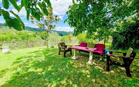 Dimora Bella Civita: Cielo, Pianta, Paesaggio Naturale, Ambiente Naturale, Lotto, Albero, Urban Design, Erba, Plain, Pascolo