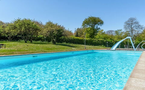 Jesper - 350M from the Sea: Blu, Acqua, Piscina, Materiale Composito, Tempo Libero, Shade, Giochi D'Acqua, Ricorrere, Centro Ricreativo