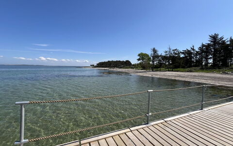 Zezilie - 125M from the Sea: Mobilia, Interior Design, Pavimentazione, Pavimento, Soffitto, Camera, Sedia, Tavolo, Appartamento, Cucina & Sala Da Pranzo Tavolo