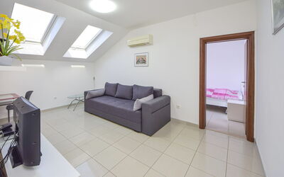 Alloggio:&nbsp;Jasmina 250.3