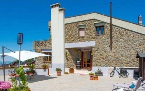 Bellavista Tuscany Apartment Panoramic Terrace: Porta, Casa, Estate, Driveway, Villa, Hacienda, Hotel, Agriturismo, Balcone, Dimora