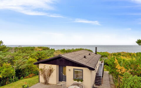 Kaleva - 100M from the Sea: Mobilia, Interior Design, Pavimentazione, Pavimento, Soffitto, Camera, Sedia, Tavolo, Appartamento, Cucina & Sala Da Pranzo Tavolo