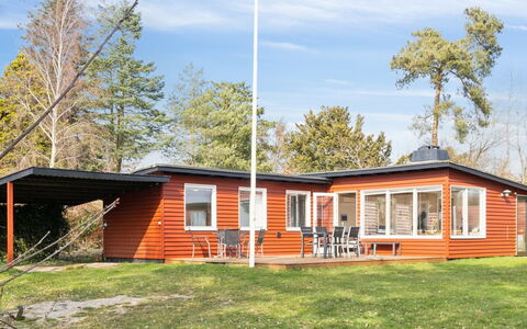 Salka - 200M to the Fjord: Mobilia, Interior Design, Pavimentazione, Pavimento, Soffitto, Camera, Sedia, Tavolo, Appartamento, Cucina & Sala Da Pranzo Tavolo