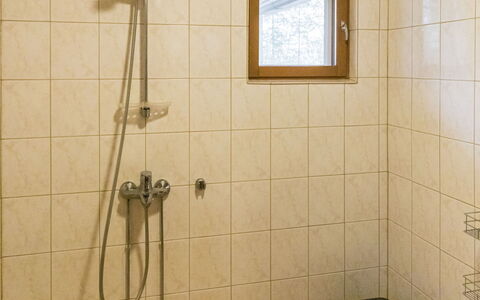 Papula: Mobilia, Interior Design, Pavimentazione, Pavimento, Tavolo, Soffitto, Cucina & Sala Da Pranzo Tavolo, Illuminazione, Sedia, Casa