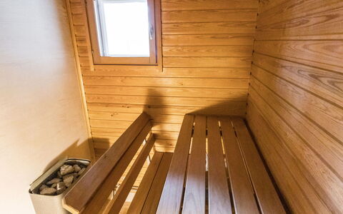 Papula: Mobilia, Interior Design, Pavimentazione, Pavimento, Tavolo, Soffitto, Cucina & Sala Da Pranzo Tavolo, Illuminazione, Sedia, Casa