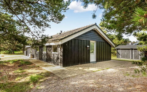Skrollan - 200M to the Fjord: Tetto, Casa, Casa, Villetta, Porta, Raccordo, Deck, Portico, Plank, Latifoglie