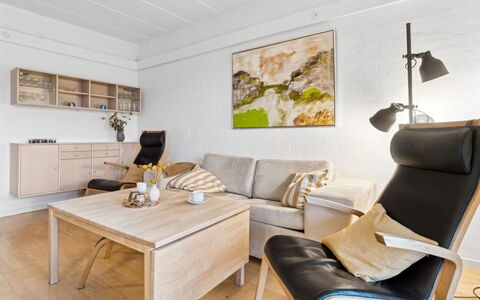 Answald - 6Km from the Sea: Appartamento, Condominio, Estate, Balcone, Villa, Hotel