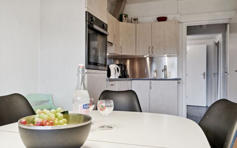 Answald - 6Km from the Sea: Appartamento, Condominio, Estate, Balcone, Villa, Hotel