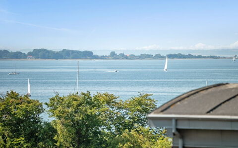 Wilmar - 380M from the Sea: Zona Residenziale, Tetto, Sobborgo, Driveway, Estate, Camino