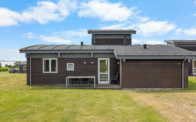 Wilmar - 380M from the Sea