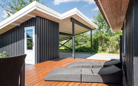 Estella - 900M from the Sea: Mobilia, Interior Design, Pavimentazione, Pavimento, Soffitto, Camera, Sedia, Tavolo, Appartamento, Cucina & Sala Da Pranzo Tavolo