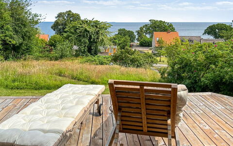 Ågot - 350M from the Sea: Cielo, Mobilia, Legna, Mobili Da Esterno, Sedia, Deck, Latifoglie, Tavolo Esterno, Shade, Color Legno