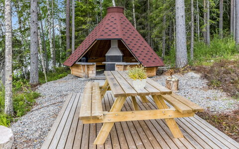 Sorolanniemi: Mobilia, Sedia, Mobili Da Esterno, Tavolo, Legna, Tavolo Esterno, Cucina & Sala Da Pranzo Tavolo, Shade, Giardino, Ombrello