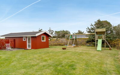 Sannie - 500M from the Sea