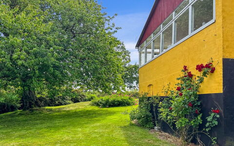 Garbine - 1.5Km from the Sea: Appartamento, Condominio, Estate, Balcone, Villa, Hotel