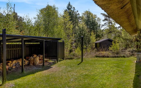 Einari - 1.2Km from the Sea: Casa, Tetto, Casa, Villetta, Capannone, Edifici Giardino, Raccordo, Cortile, Log Cabin, Capanna