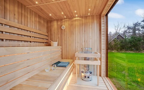 Grimar - 400M to the Fjord: Legna, Casa, Portico, Deck, Latifoglie, Tetto, Color Legno, Pavimento In Legno, Eco Hotel