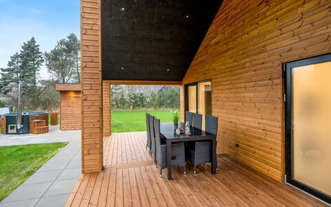 Grimar - 400M to the Fjord: Legna, Casa, Portico, Deck, Latifoglie, Tetto, Color Legno, Pavimento In Legno, Eco Hotel