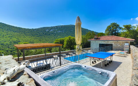 Kal: Piscina, Ricorrere, Eco Hotel, Resort Citta ', Hotel, Paesino Di Montagna, Villa, Mobili Da Esterno