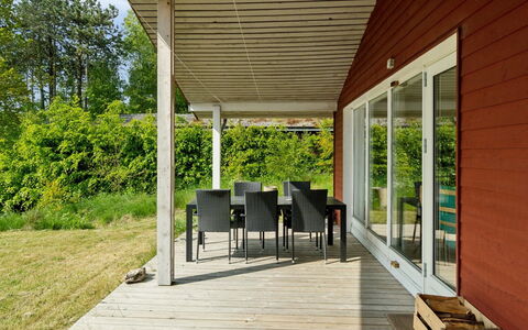 Henryette - 1.5Km from the Sea: Legna, Casa, Portico, Deck, Latifoglie, Tetto, Color Legno, Pavimento In Legno, Eco Hotel