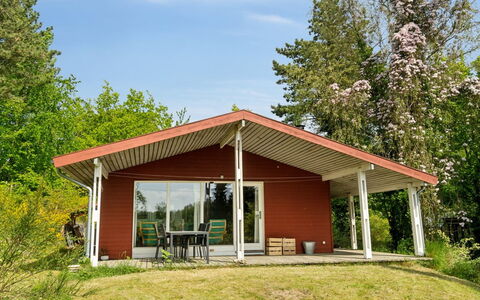 Henryette - 1.5Km from the Sea: Legna, Casa, Portico, Deck, Latifoglie, Tetto, Color Legno, Pavimento In Legno, Eco Hotel