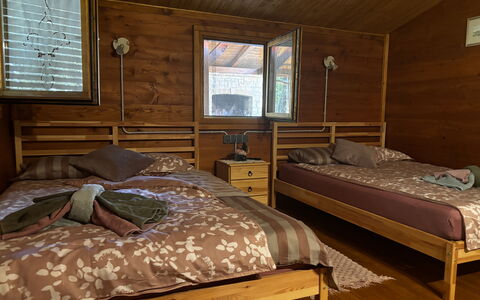 Casa Robinson Nature, Wifi, Istria, Croazia: Mobilia, Legna, Pavimento, Pavimentazione, Camera Da Letto, Interior Design, Letto, Camera, Soffitto, Casa