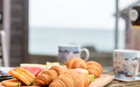 Harbourside Hideaway: Cibo, Tavola, Serveware, Dishware, Bicchieri, Tazza, Ingrediente, Prima Colazione