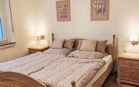 Schieder-Schwalenberg 100: Cornice, Mobilia, Proprietà, Finestra, Comfort, Legna, Telaio Del Letto, Interior Design, Tessile, Illuminazione