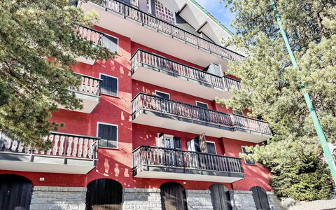 Casa Rossa: Appartamento, Quartiere, Zona Residenziale, Condominio, Balcone, Hotel