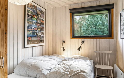 Star - 600M from the Sea: Interior Design, Camera Da Letto, Parete, Legna, Letto, Soffitto, Mobilia, Pavimentazione, Pavimento, Lenzuolo
