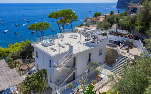 Villa Neranyum: Costa, Zona Residenziale, Mare, Costiera E Morfologie Oceanic, Casa, Cittadina, Visione Globale, Casa, Appartamento