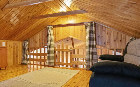 Nieminokka: Mobilia, Interior Design, Pavimentazione, Pavimento, Tavolo, Soffitto, Cucina & Sala Da Pranzo Tavolo, Illuminazione, Sedia, Casa