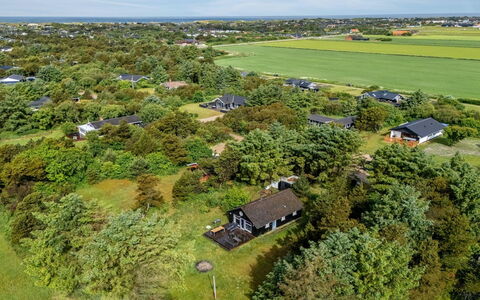 Brawith - 700M to the Fjord: Verde, Casa, Paesaggio, Zona Residenziale, Casa, Tetto, Plain, Area Rurale, Lotto, Villetta