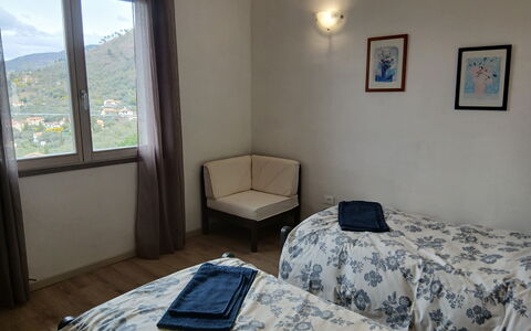 Villa dei Sogni: Camera Da Letto, Letto, Lenzuolo, Mobilia, Bedding, Biancheria, Telaio Del Letto, Camera, Cuscino, Materasso