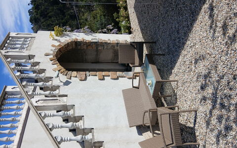Villa dei Sogni: Parete, Materiale Composito, Ferro, Calcestruzzo, Illuminazione Diurna, Balcone