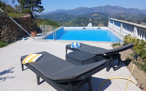 Villa dei Sogni: Mobili Da Esterno, Mobilia, Tempo Libero, Piscina, Shade, Lettino, Sedia, Vacanza, Ricorrere, Sedia A Sdraio
