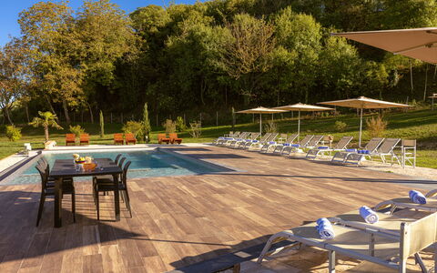 La Piazzetta, Borgo Campassini, Monteriggioni: Piscina, Mobili Da Esterno, Mobilia, Ricorrere, Lettino, Sedia, Eco Hotel, Ombrello, Tempo Libero, Giardino