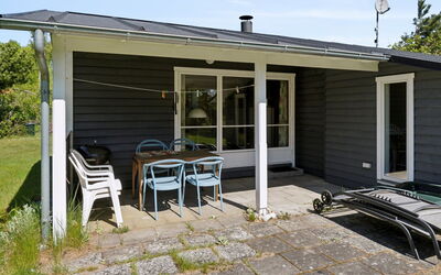 Ginette - 500M from the Sea