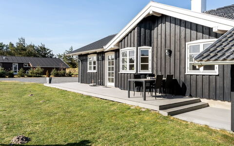 Djuna - 550M from the Sea: Legna, Casa, Portico, Deck, Latifoglie, Tetto, Color Legno, Pavimento In Legno, Eco Hotel