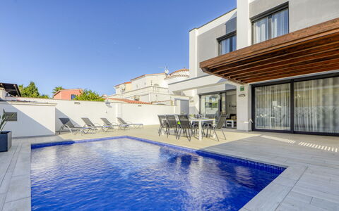 Mon Petit Paradis: Appartamento, Mare, Balcone, Shade, Hotel, Ricorrere, Attico, Alluminio